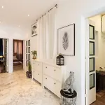 Appartement Amazing In *