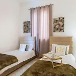 Amazing In Apartament