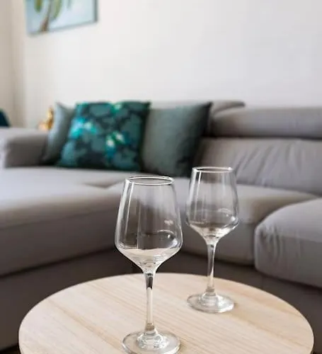 Amazing In Appartement La Valette